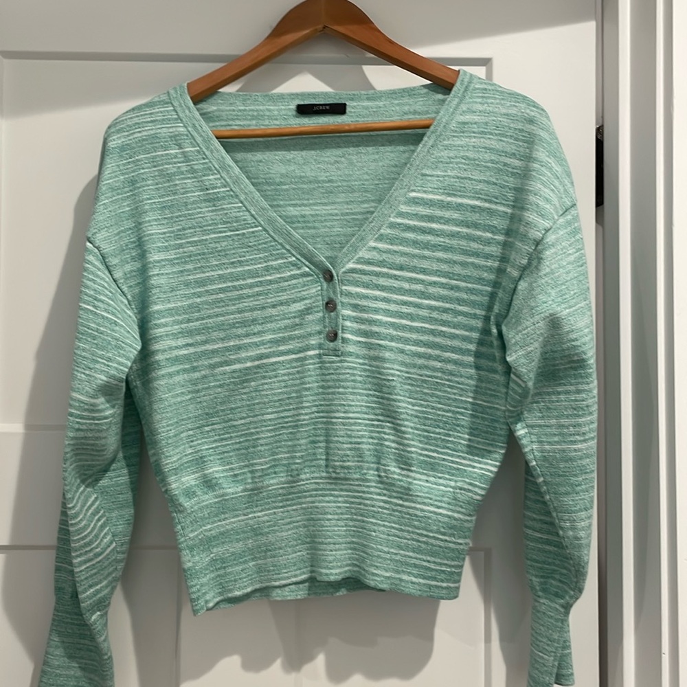 JCrew Space-dyed Wide V-neck Henley Sweater.  Women’s Small